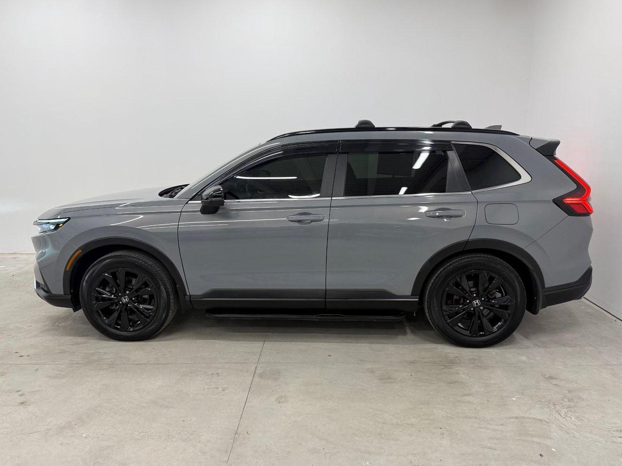 2024 Honda CR-V Hybrid Touring Photo2