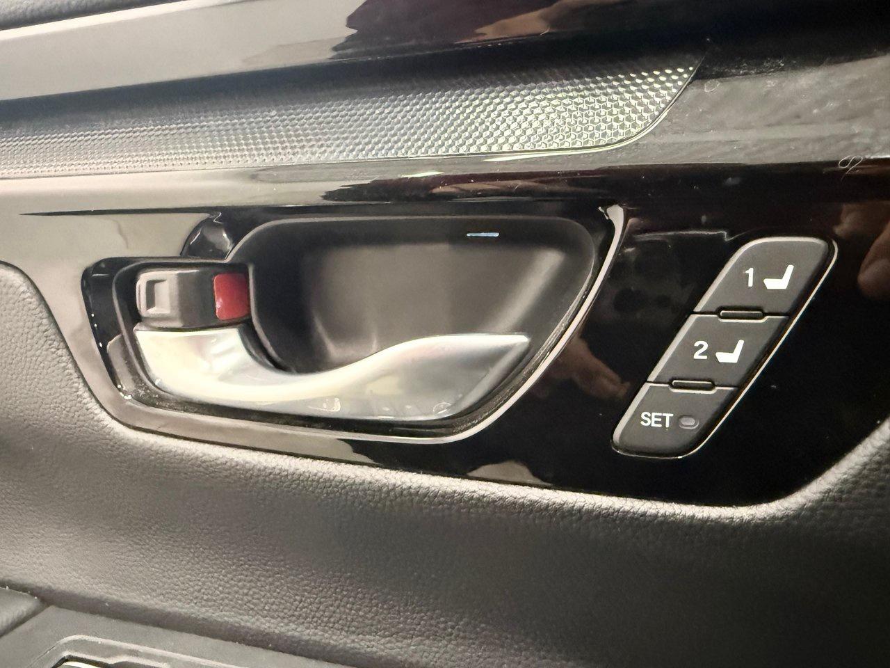 2024 Honda CR-V Hybrid Touring Photo