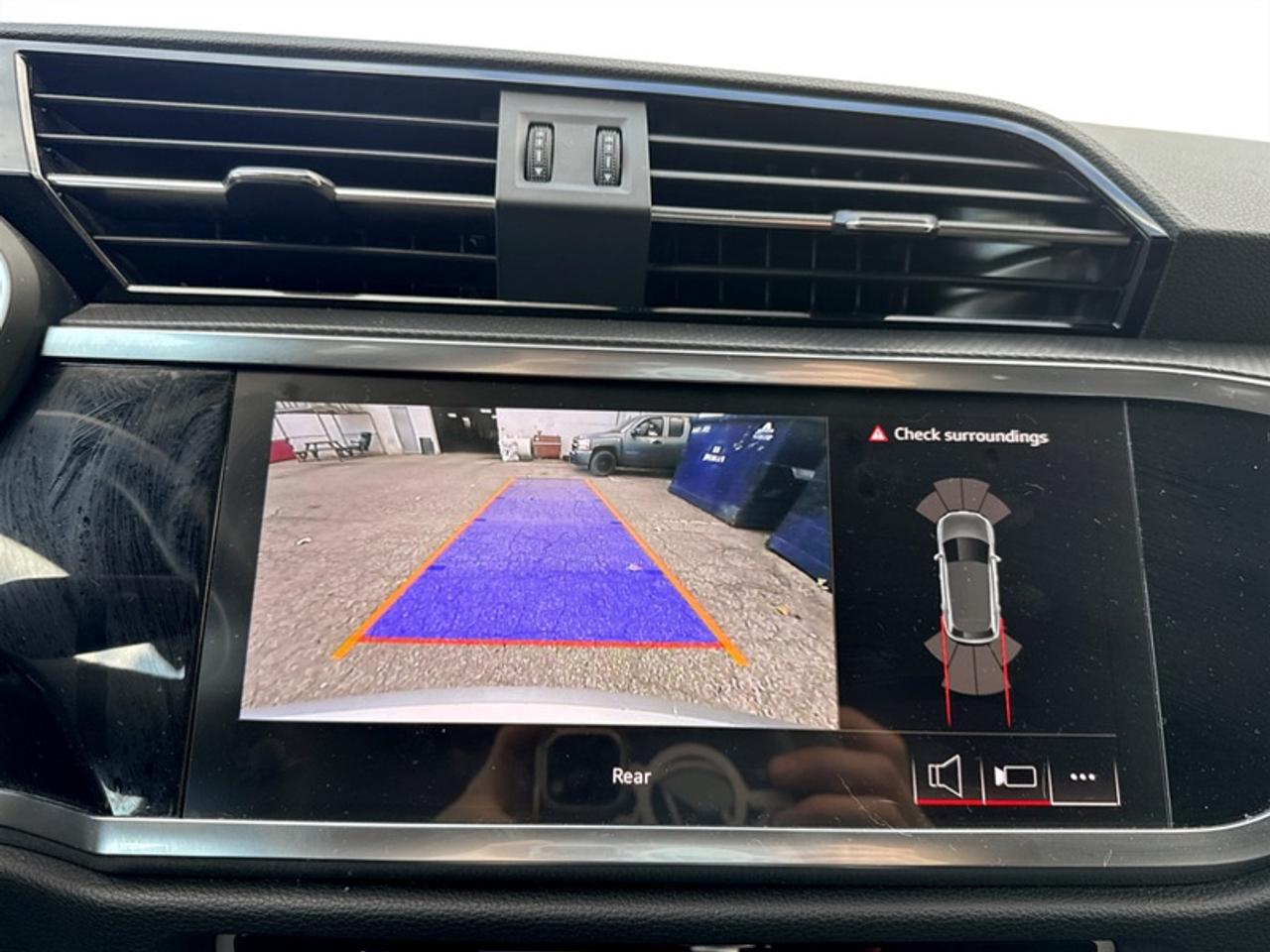 2025 Audi Q3 2.0 Progressiv Photo