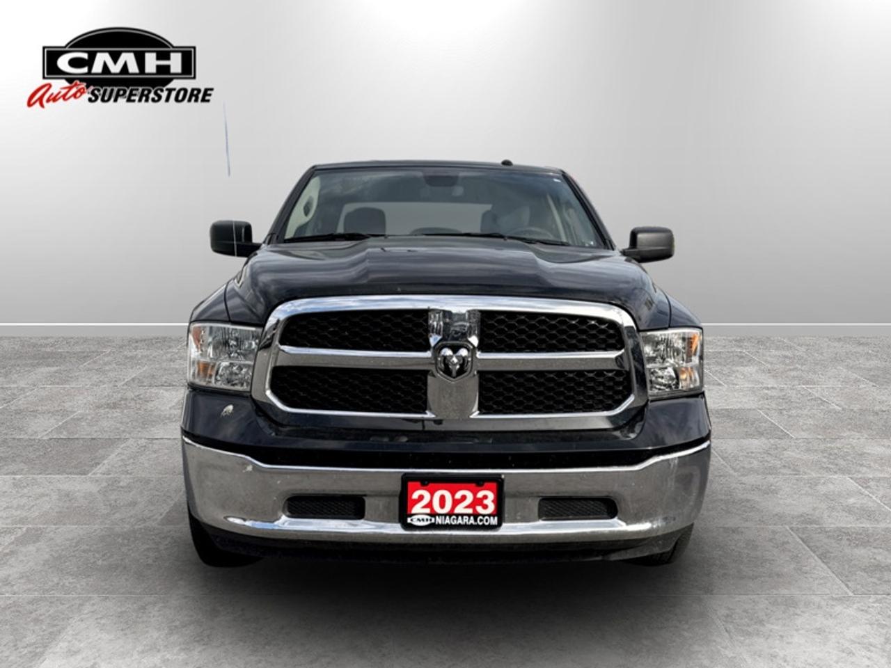2023 RAM 1500 Classic SLT  **20-IN ALLOY WHEELS** Photo