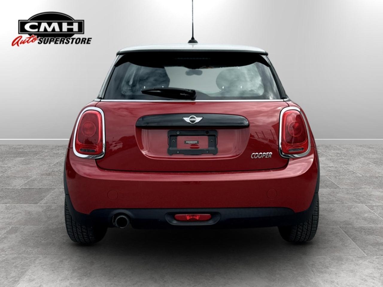 2016 MINI Cooper Hardtop 2-Door Hatch  **LOW KMS** Photo