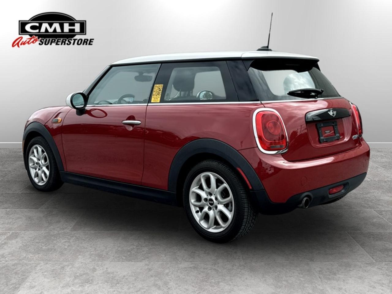 2016 MINI Cooper Hardtop 2-Door Hatch  **LOW KMS** Photo