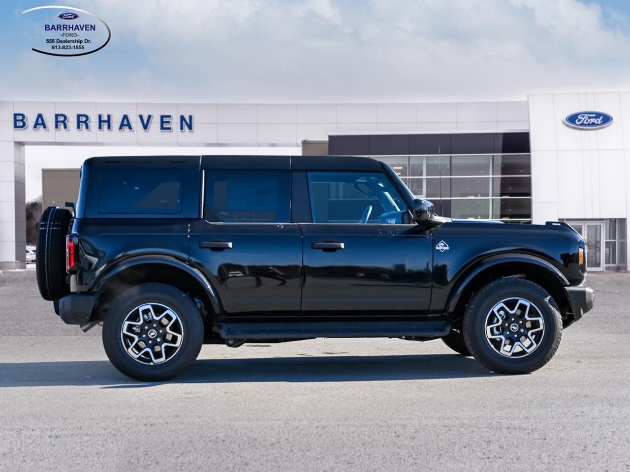 2026 Ford Bronco Outer Banks Photo