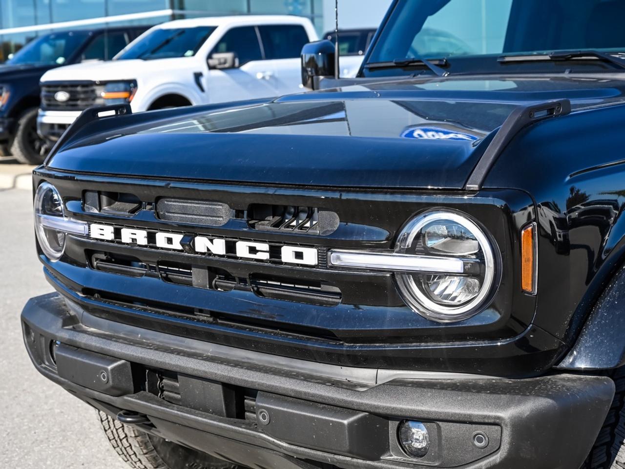 2026 Ford Bronco Outer Banks Photo