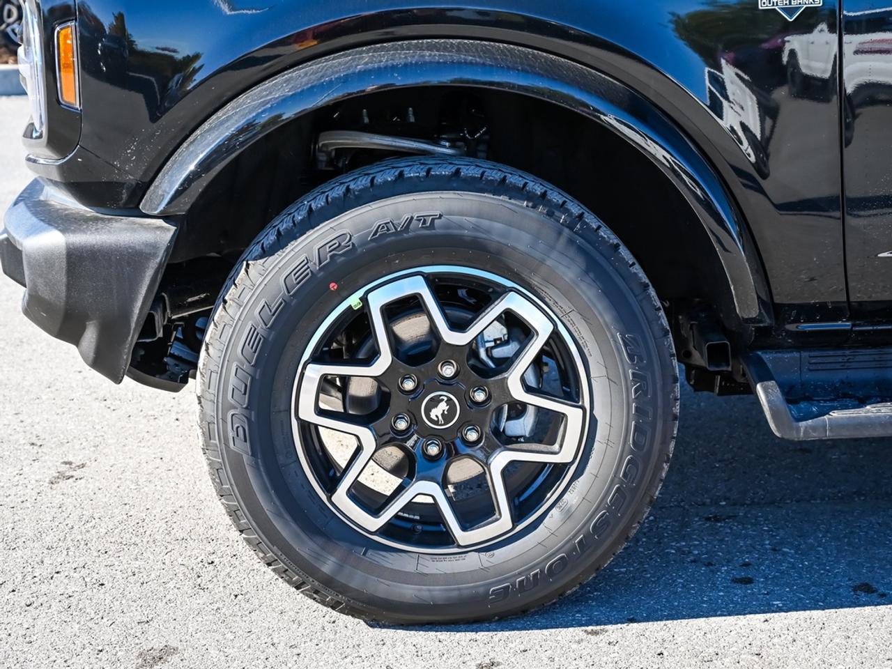 2026 Ford Bronco Outer Banks Photo