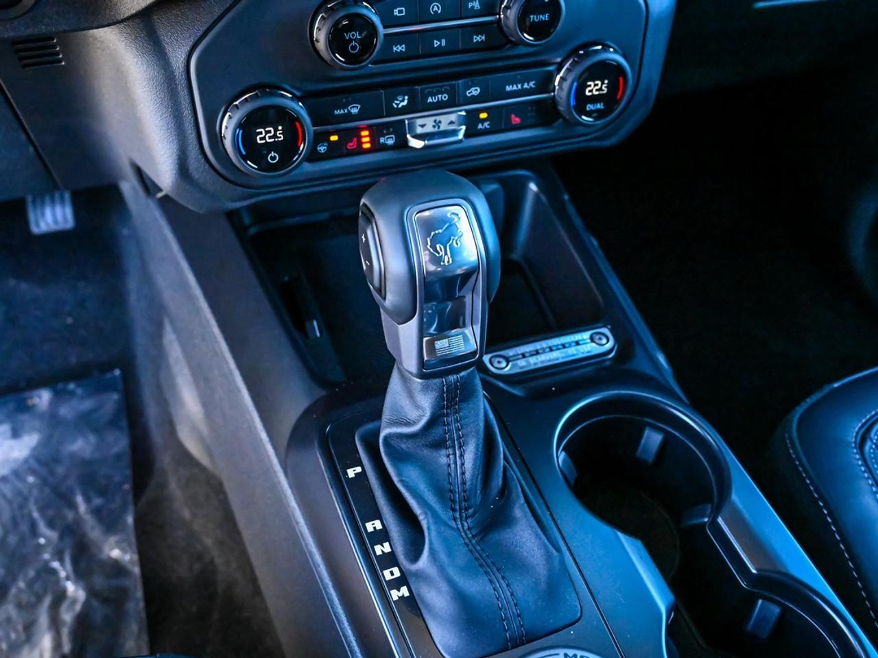 2026 Ford Bronco Outer Banks Photo
