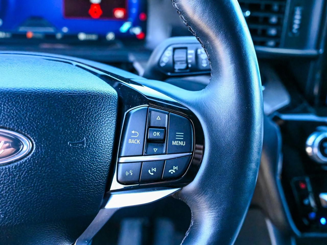 2023 Ford Explorer Platinum Photo