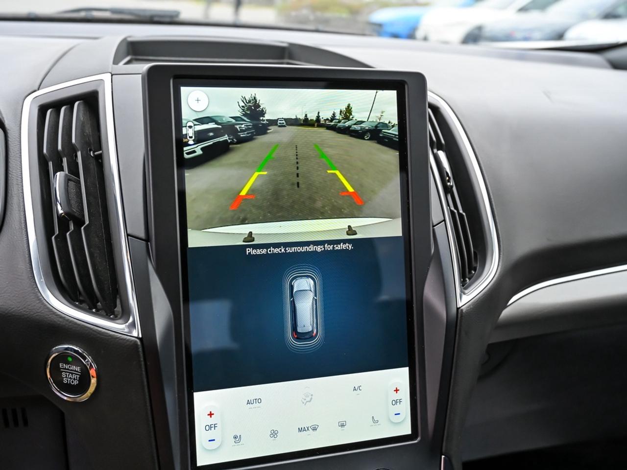 2022 Ford Edge ST Photo