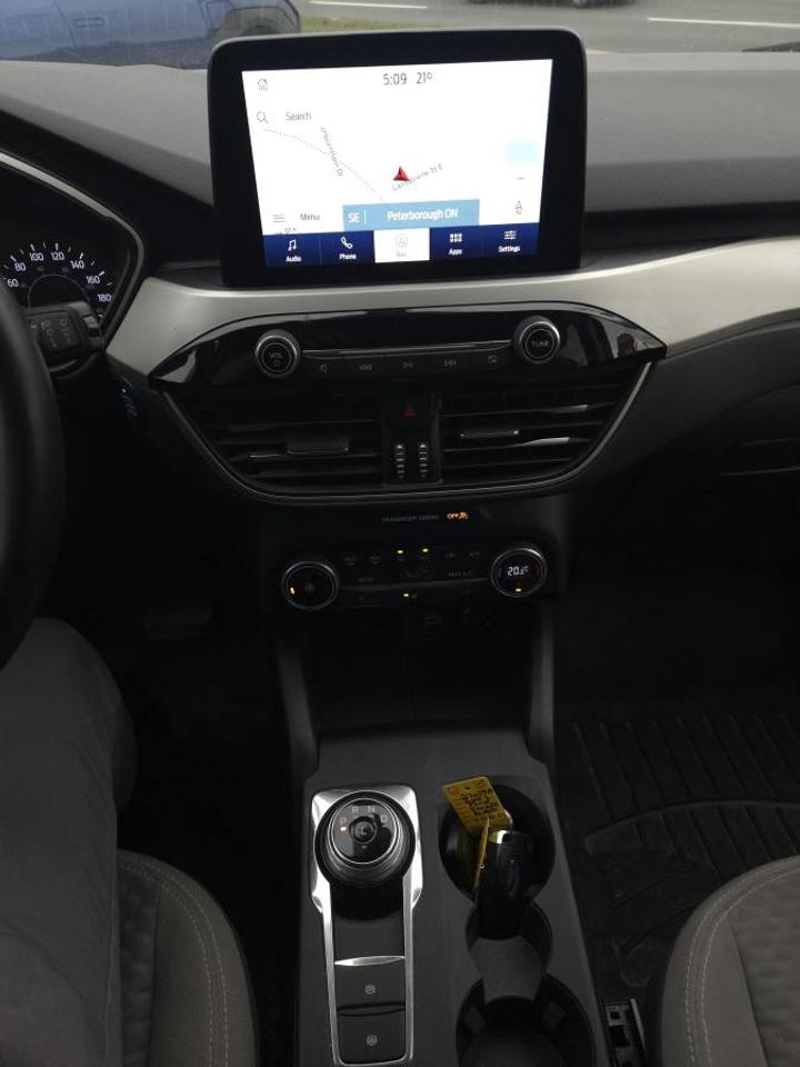 2021 Ford Escape SE AWD Photo