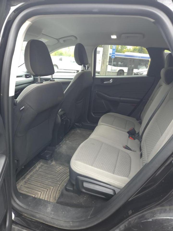 2021 Ford Escape SE AWD Photo