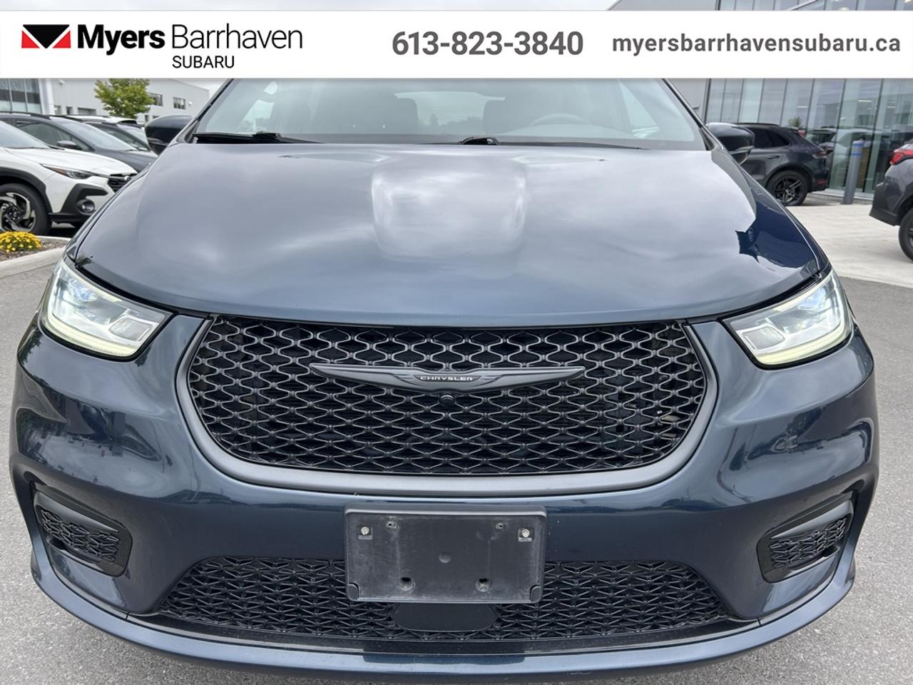 2022 Chrysler Pacifica Touring L AWD  - Leather Seats Photo
