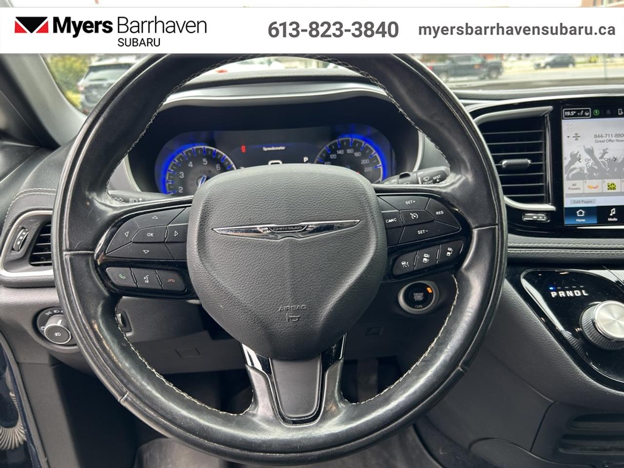 2022 Chrysler Pacifica Touring L AWD  - Leather Seats Photo