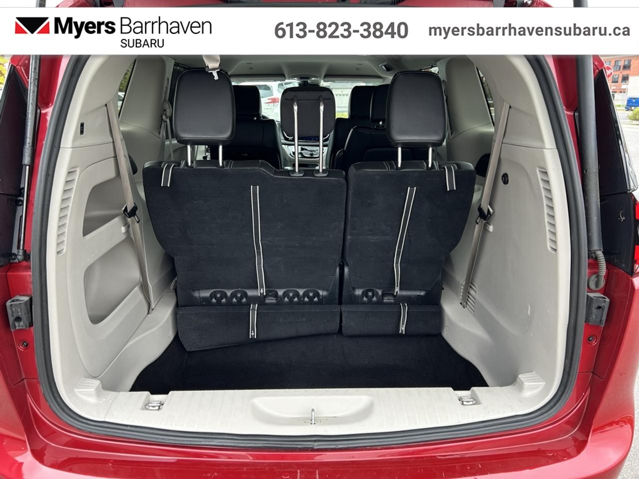 2024 Chrysler Pacifica Touring L  - Apple CarPlay Photo