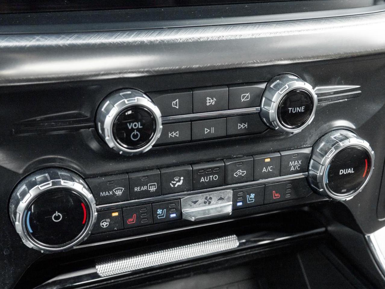 2022 Ford F-150 HYBRID KING RANCH Photo