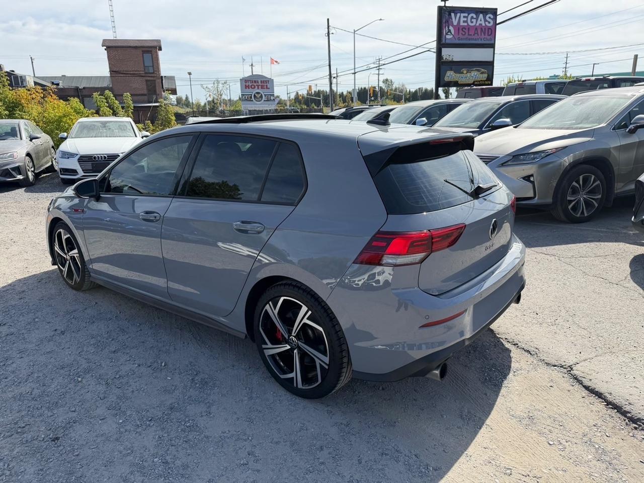 2024 Volkswagen Golf GTI Autobahn Photo