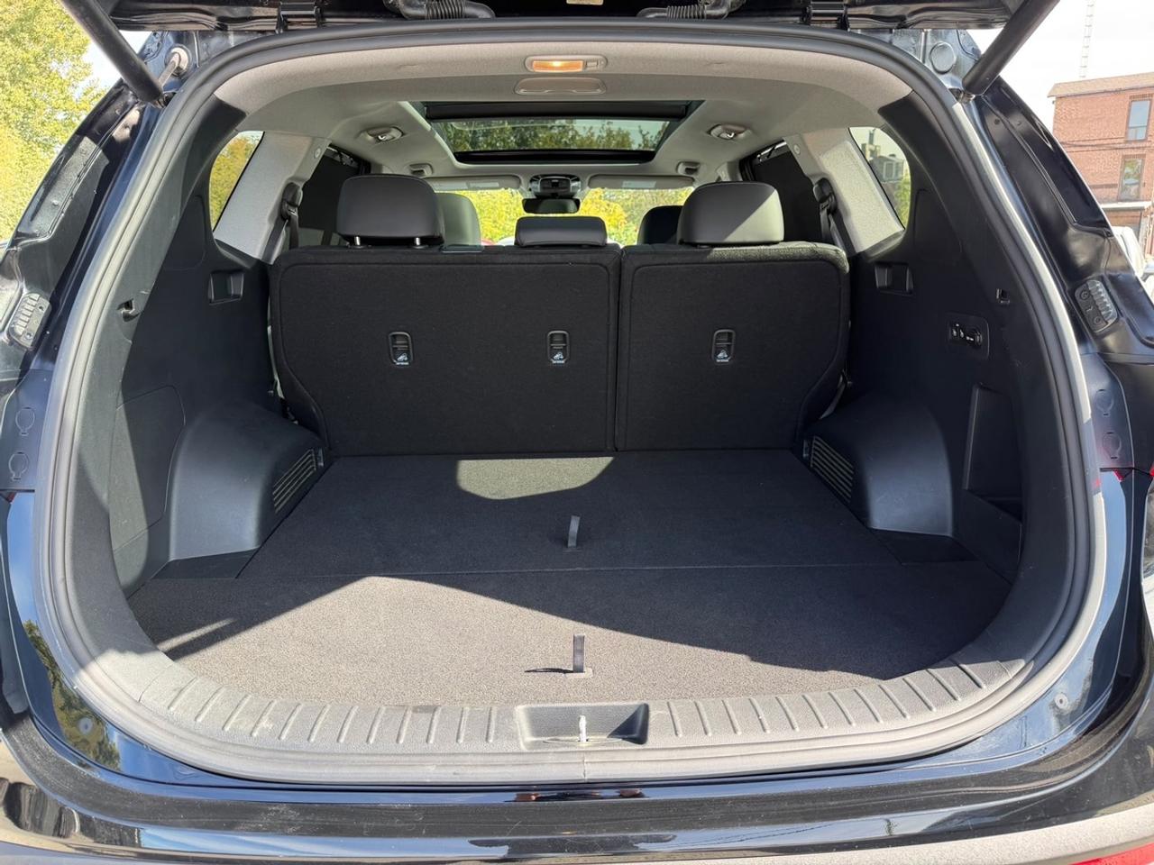 2023 Hyundai Santa Fe Hybrid Limited Photo