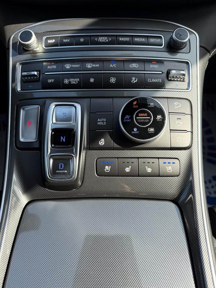 2023 Hyundai Santa Fe Hybrid Limited Photo