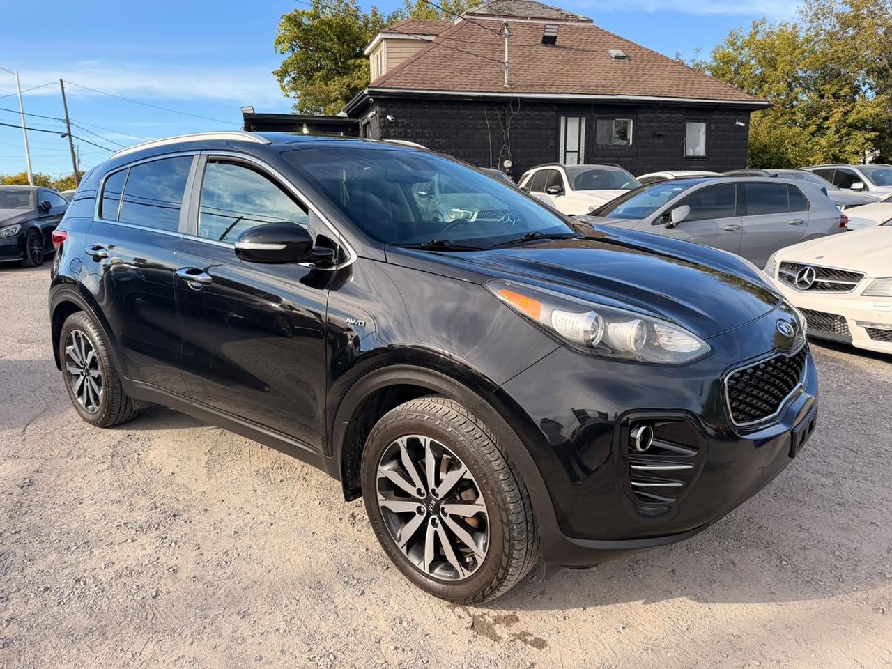2017 Kia Sportage EX Photo2