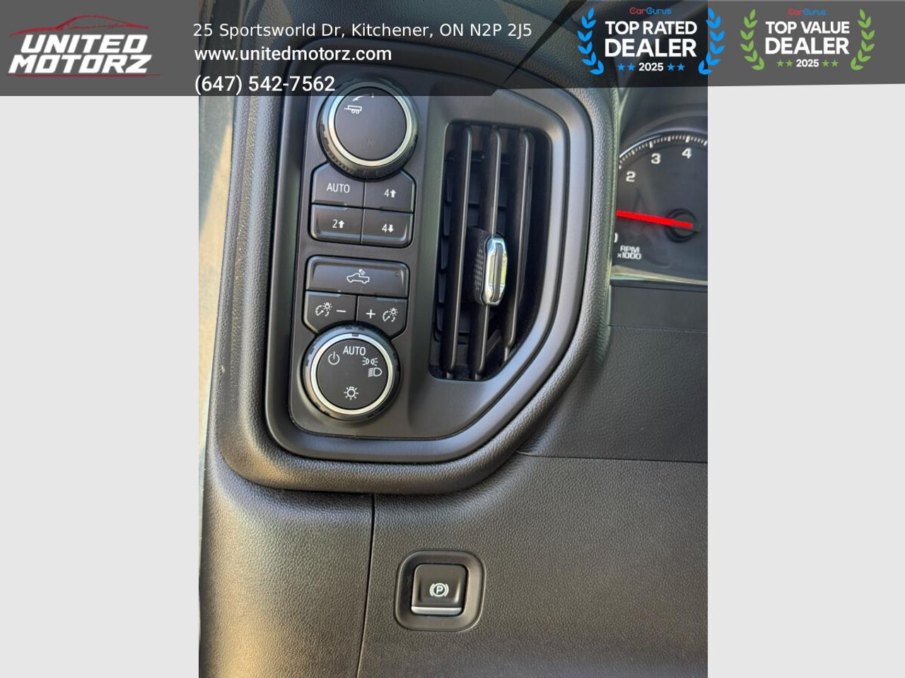 2019 Chevrolet Silverado 1500 Z71 Custom Trail Boss DOUBLE CAB 147" 4WD 5.3L~SAF Photo