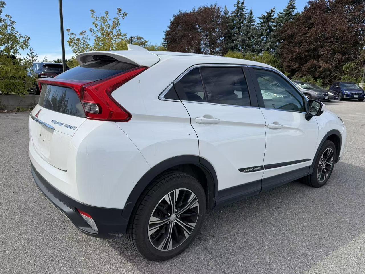 2018 Mitsubishi Eclipse Cross ES S-AWC Photo
