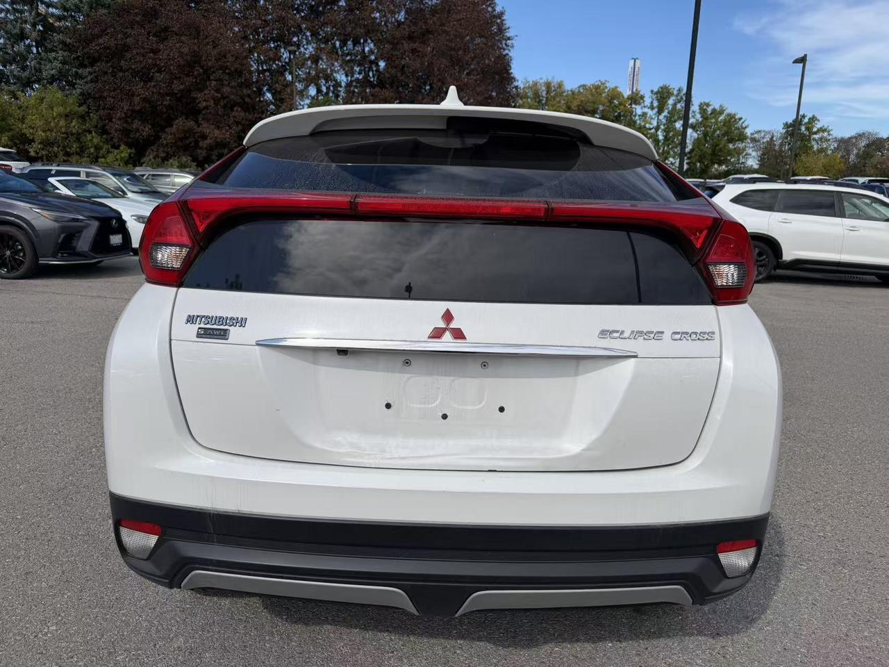 2018 Mitsubishi Eclipse Cross ES S-AWC Photo