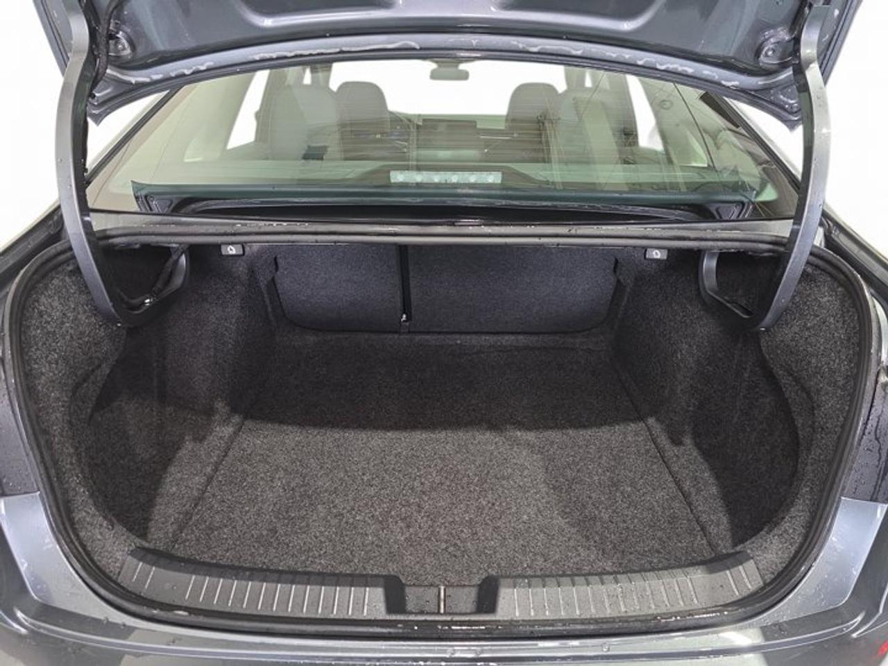 2025 Volkswagen Jetta 1.5T SE Photo