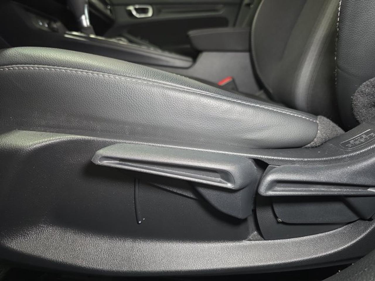 2025 Honda Civic Sport Photo