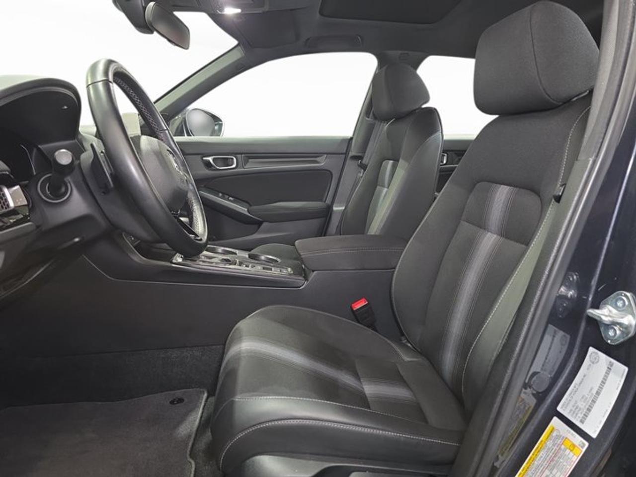 2025 Honda Civic Sport Photo