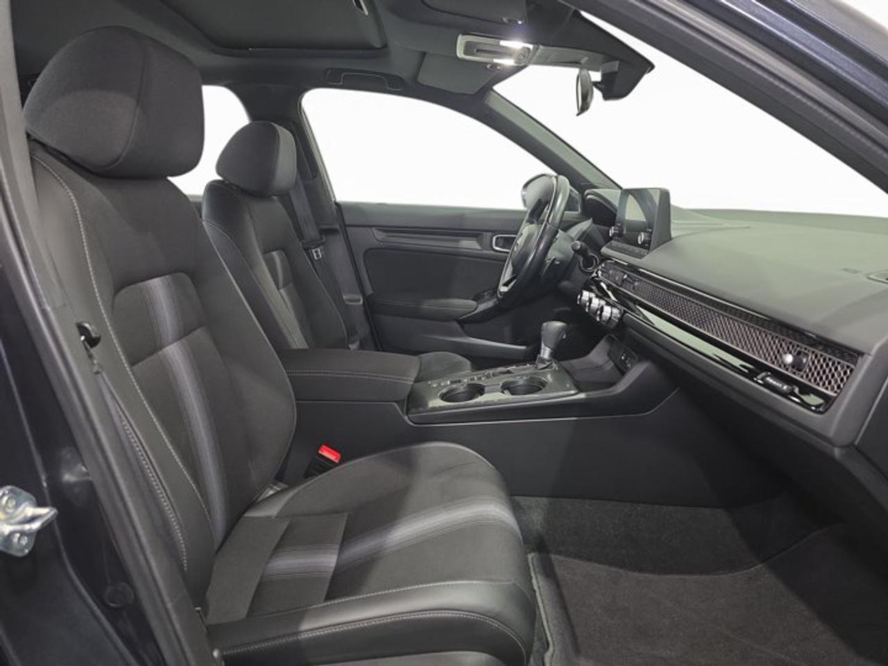 2025 Honda Civic Sport Photo