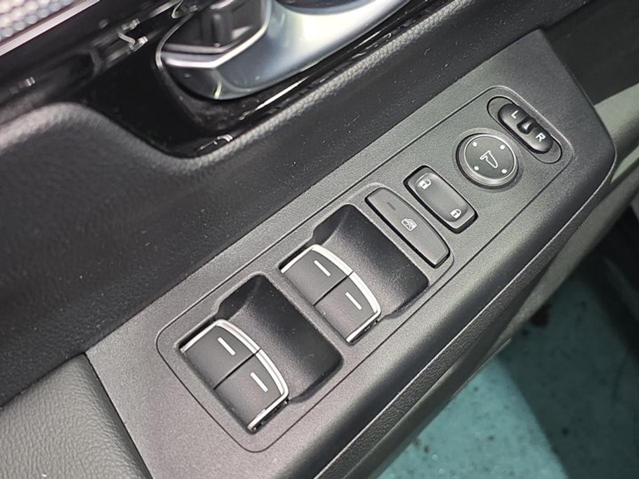 2023 Honda CR-V EX-L Photo