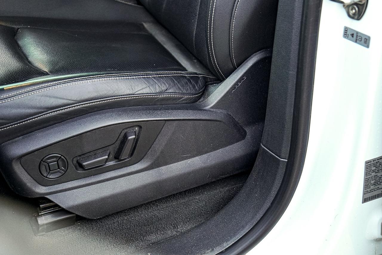 2021 Audi Q8 Progressiv S-LINE |QUATTRO|NAVI|WOOD TRIM|PANO| Photo