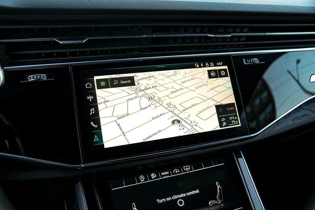 2021 Audi Q8 Progressiv S-LINE |QUATTRO|NAVI|WOOD TRIM|PANO| Photo