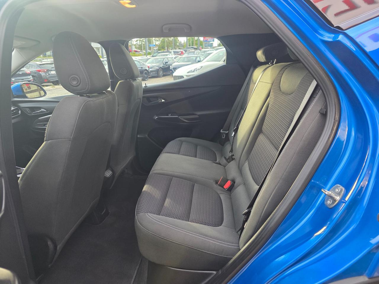 2023 Chevrolet Bolt EUV LT EV | 400km Range | Accident Free Photo