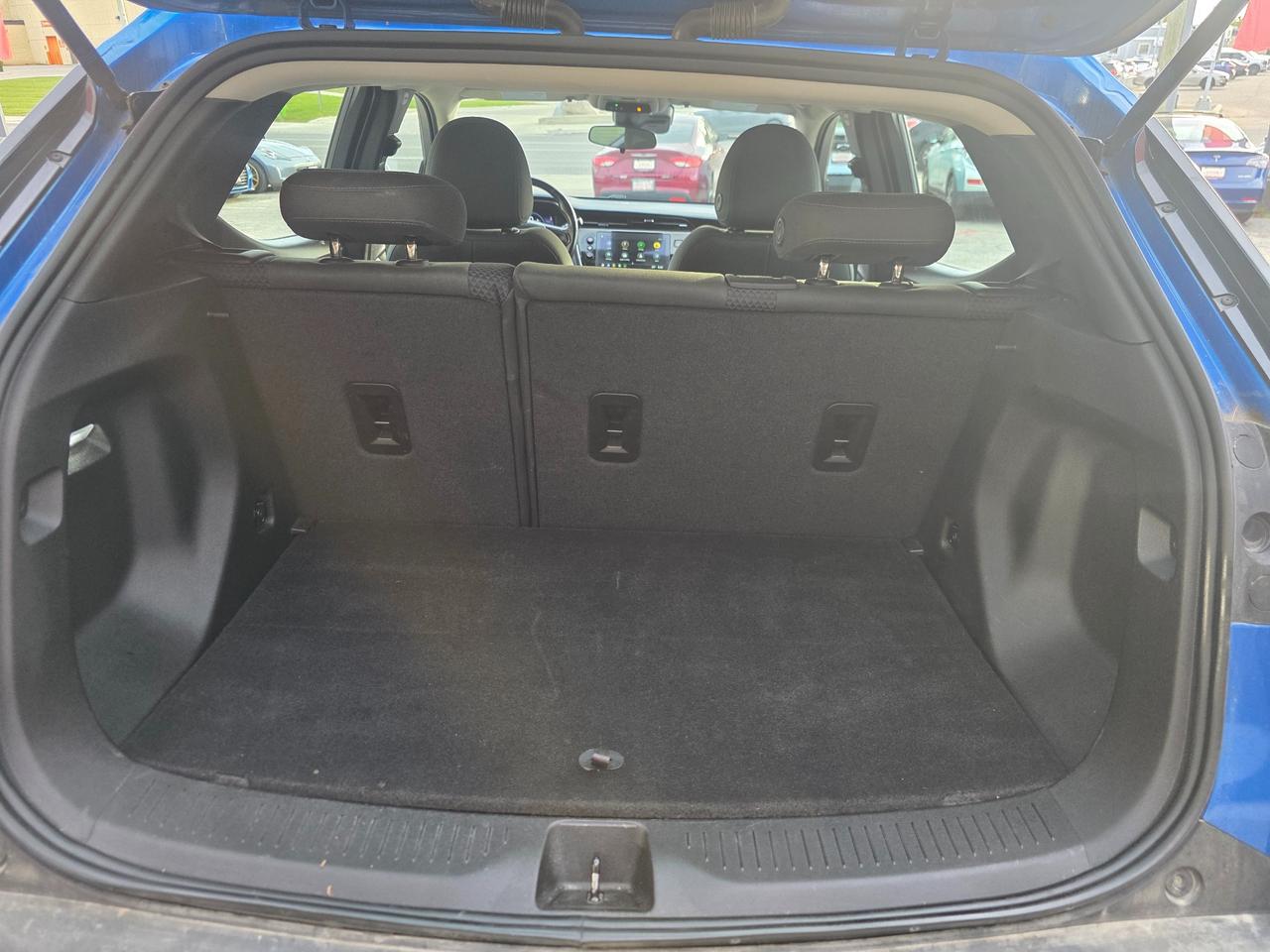 2023 Chevrolet Bolt EUV LT EV | 400km Range | Accident Free Photo