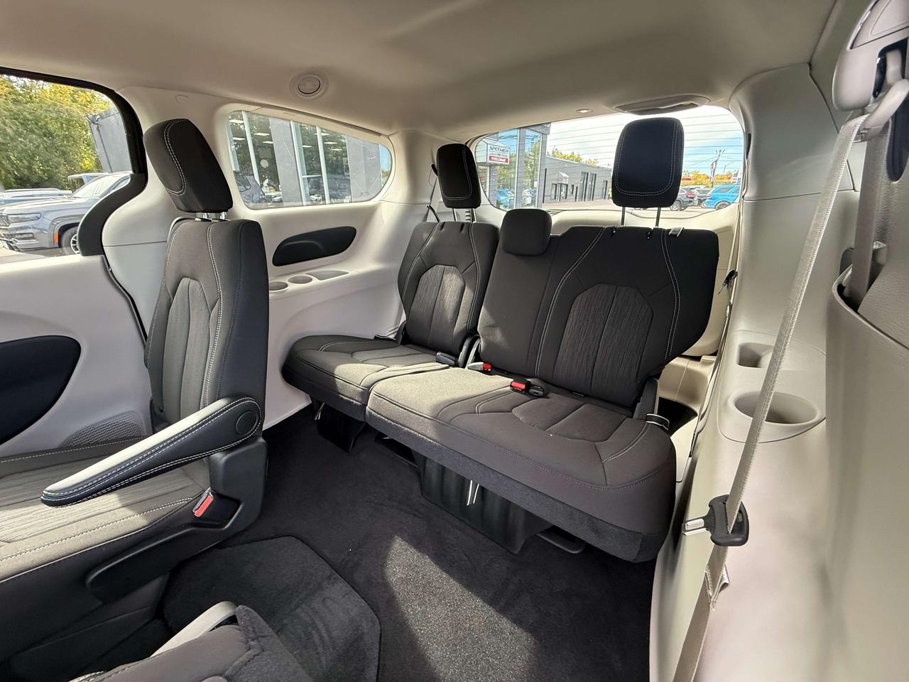 2024 Dodge Grand Caravan SXT - Former Dealer Shuttle! Photo