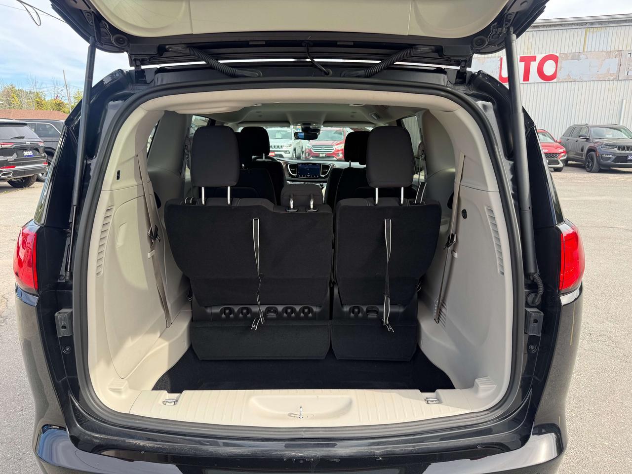 2024 Dodge Grand Caravan SXT - Former Dealer Shuttle! Photo