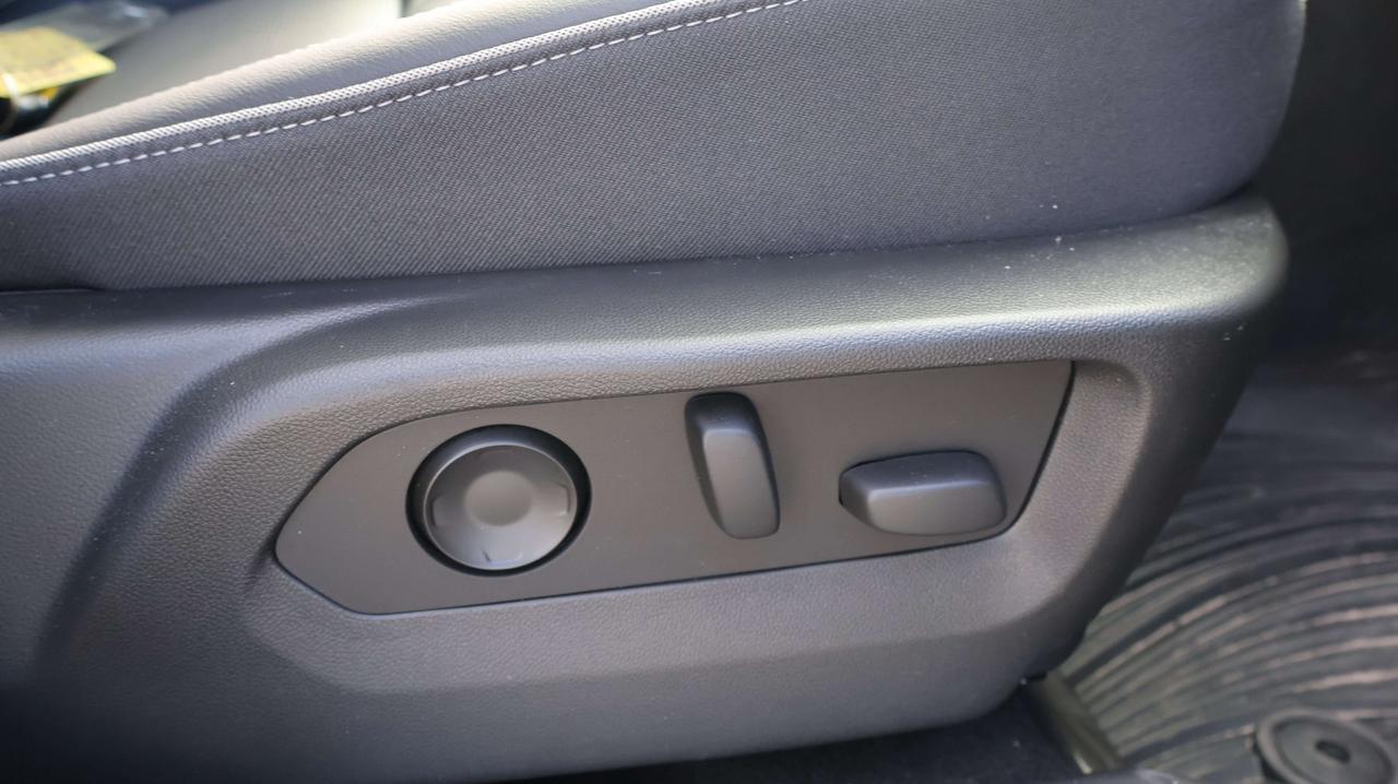 2026 Buick Envision Avenir | Sunroof | Heated Seats Photo