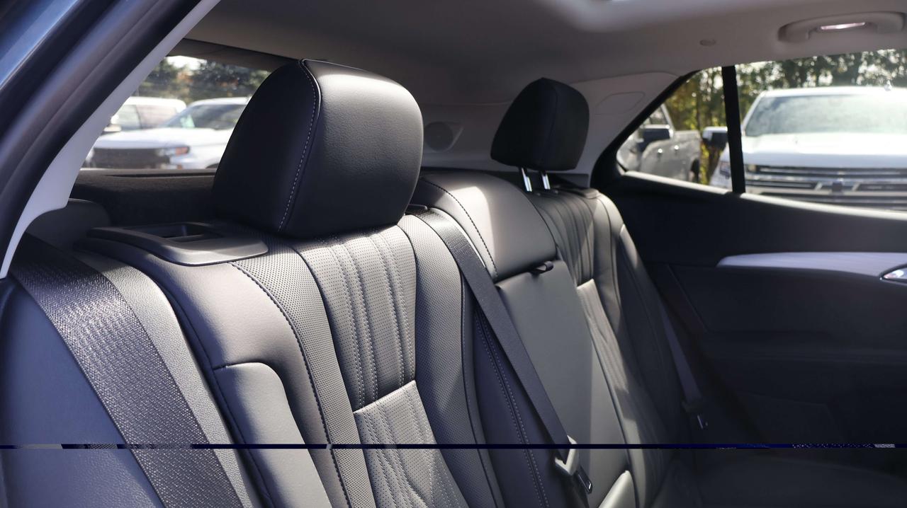 2026 Buick Envision Avenir | Sunroof | Heated Seats Photo