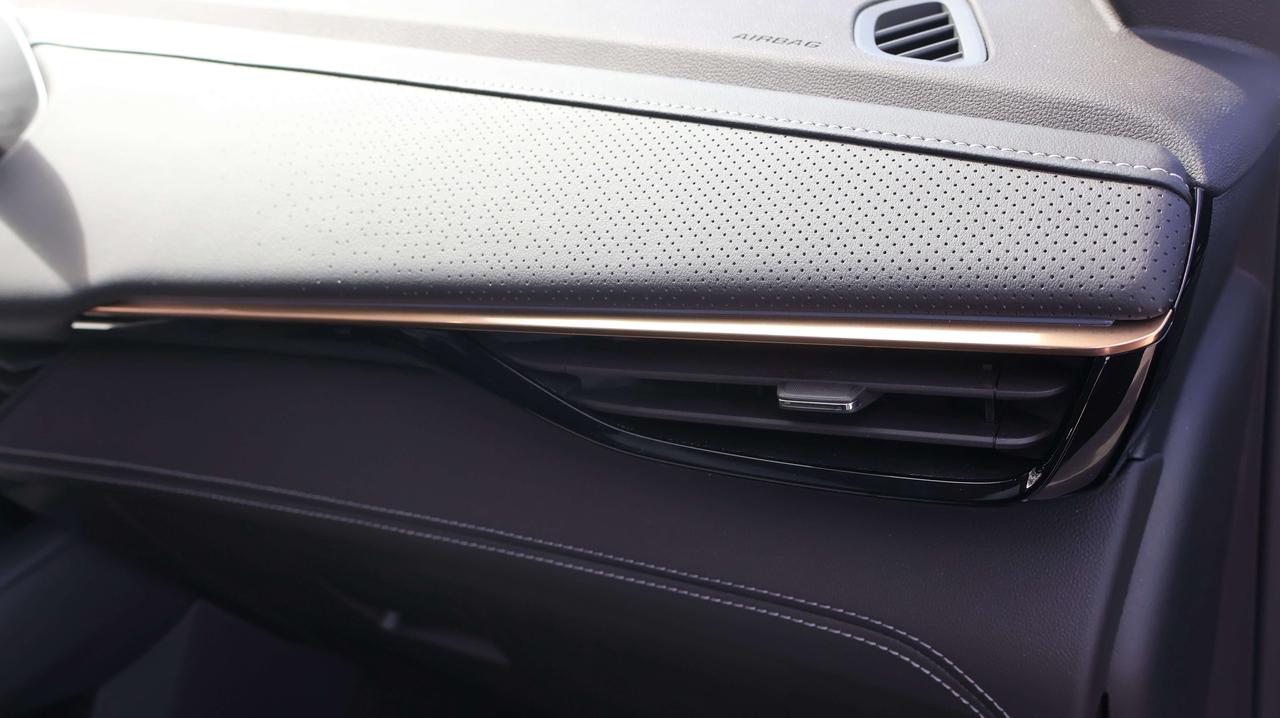 2026 Buick Envision Avenir | Sunroof | Heated Seats Photo