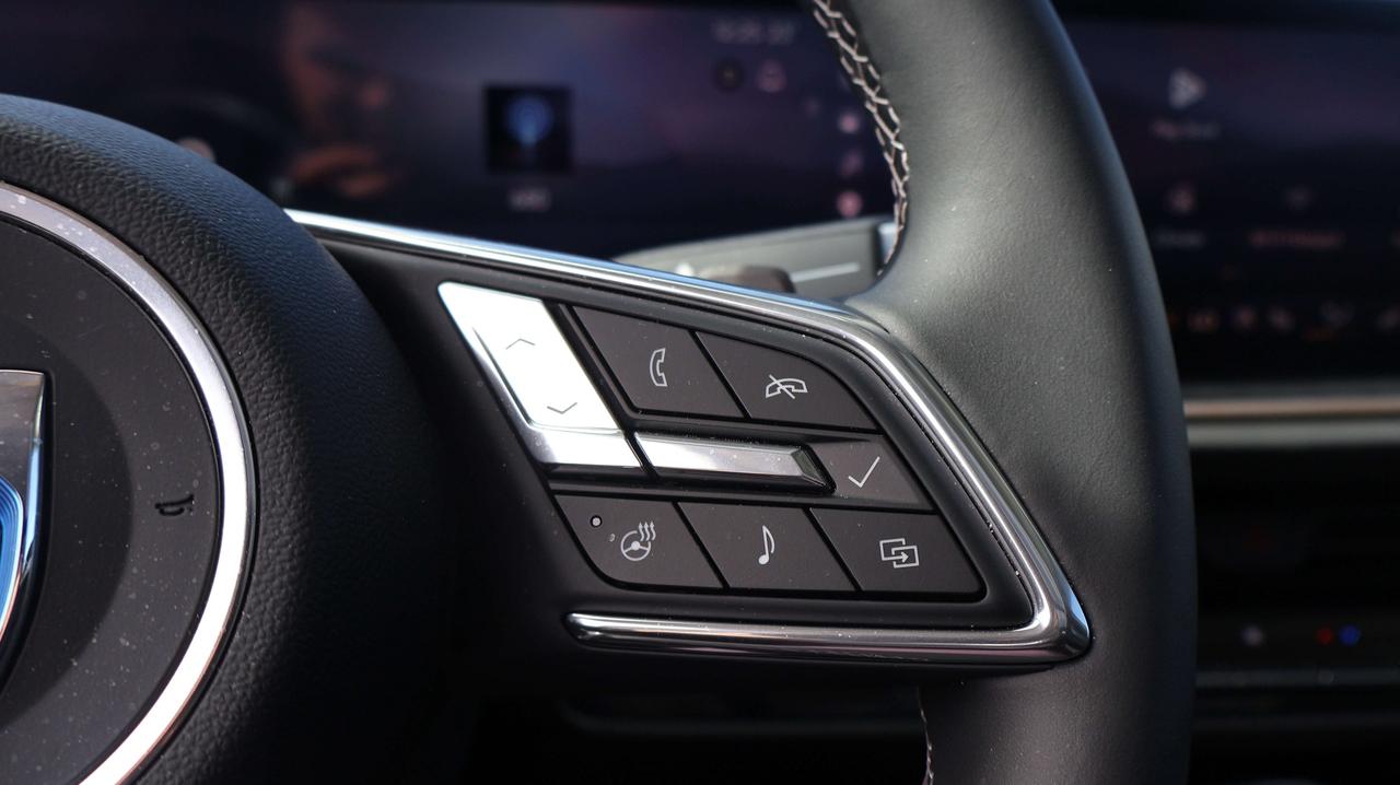 2026 Buick Envision Avenir | Sunroof | Heated Seats Photo