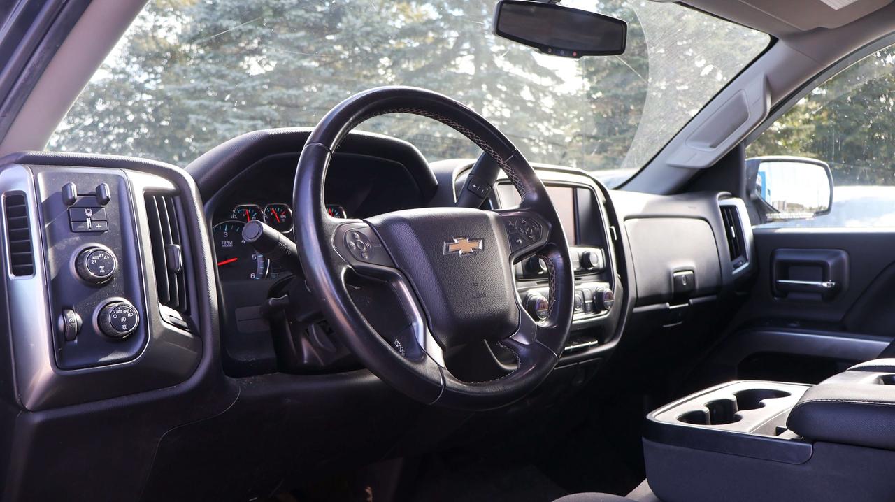 2017 Chevrolet Silverado 1500 LT | 5.3L EcoTec3 V8 | Nav Photo