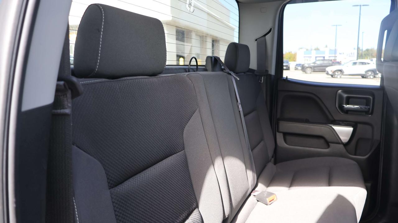 2017 Chevrolet Silverado 1500 LT | 5.3L EcoTec3 V8 | Nav Photo