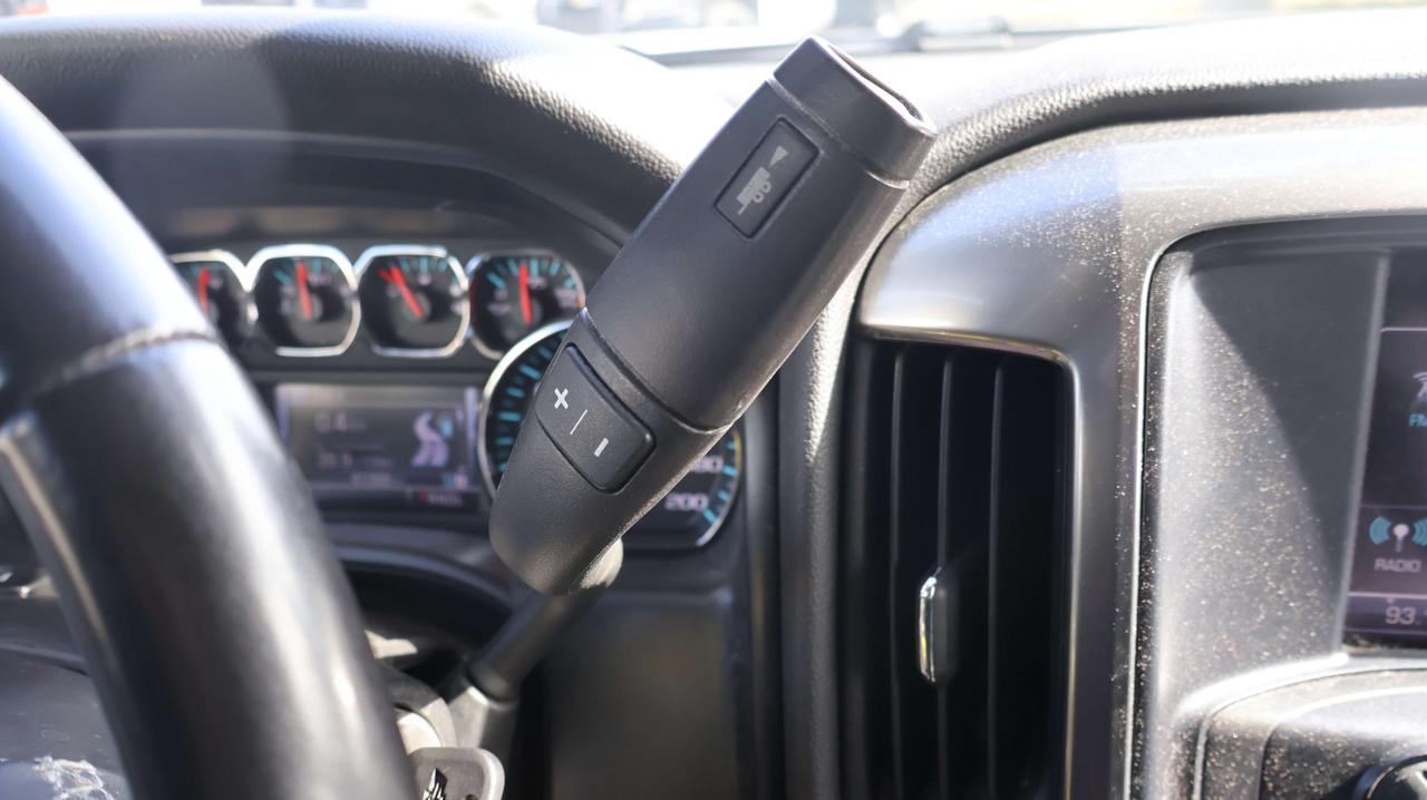 2017 Chevrolet Silverado 1500 LT | 5.3L EcoTec3 V8 | Nav Photo