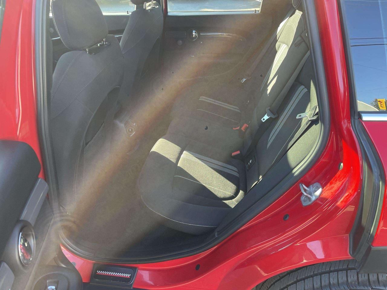 2018 MINI Cooper Clubman Cooper S ALL4 COOPER S, 6 SPEED!!  PANO.ROOF, HTD. SEATS, HARMAN KARDON SOUND, BK. CAM, ALLOYS Photo