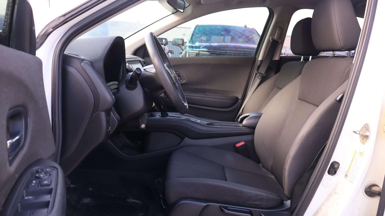 2019 Honda HR-V LX | Heated Seats | Adaptive Cruise Photo