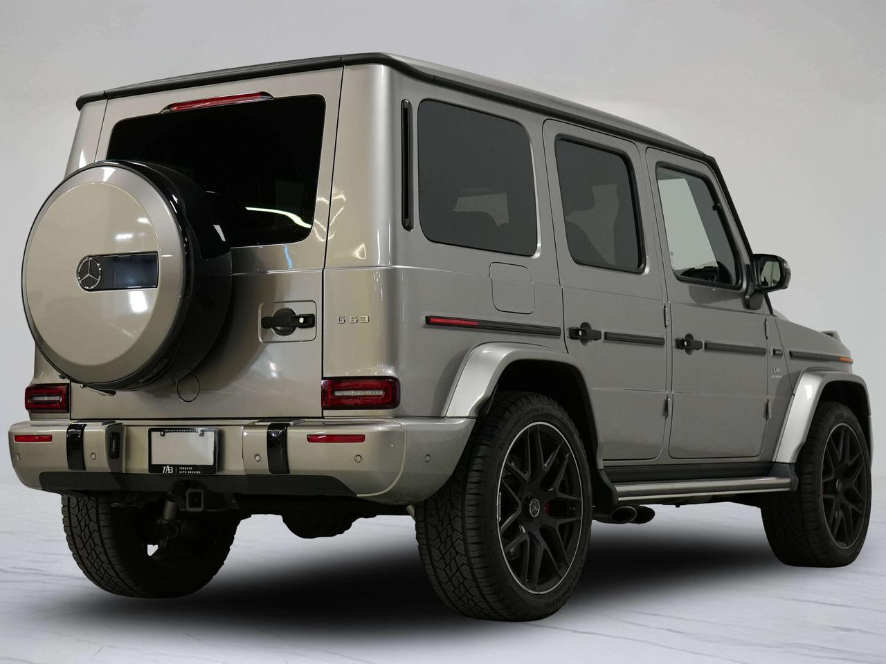 2022 Mercedes-Benz G-Class 63 | AMG | PREMIUM & MANUFAKTUR DIAMOND | 22 IN Photo3