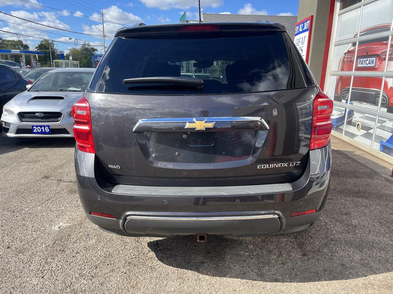 2016 Chevrolet Equinox LTZ Photo