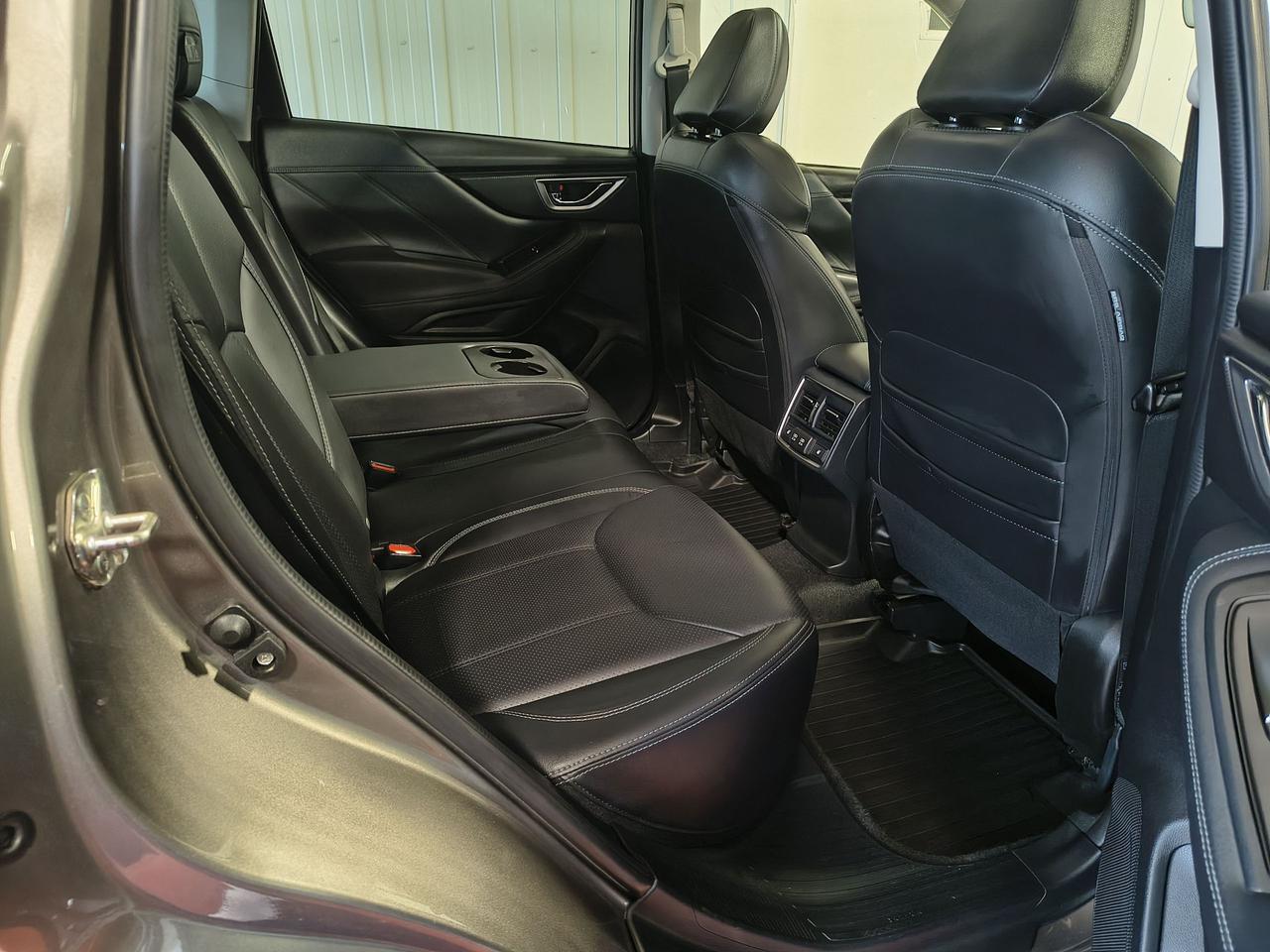 2020 Subaru Forester Limited Photo0