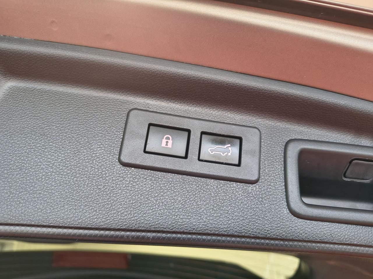 2020 Subaru Forester Limited Photo0