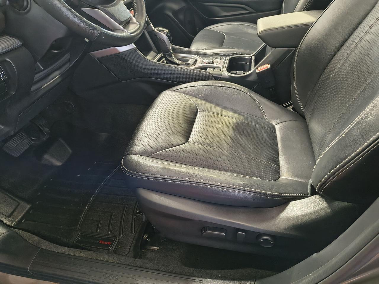 2020 Subaru Forester Limited Photo0